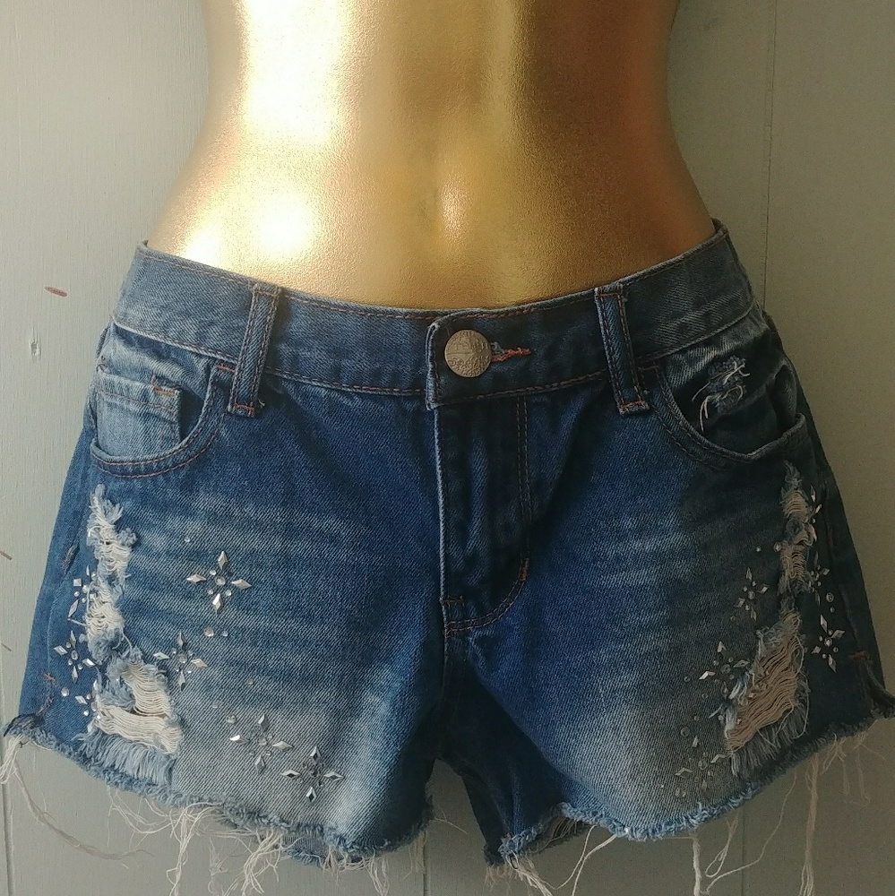 Reign Mid Rise Studded Shorts